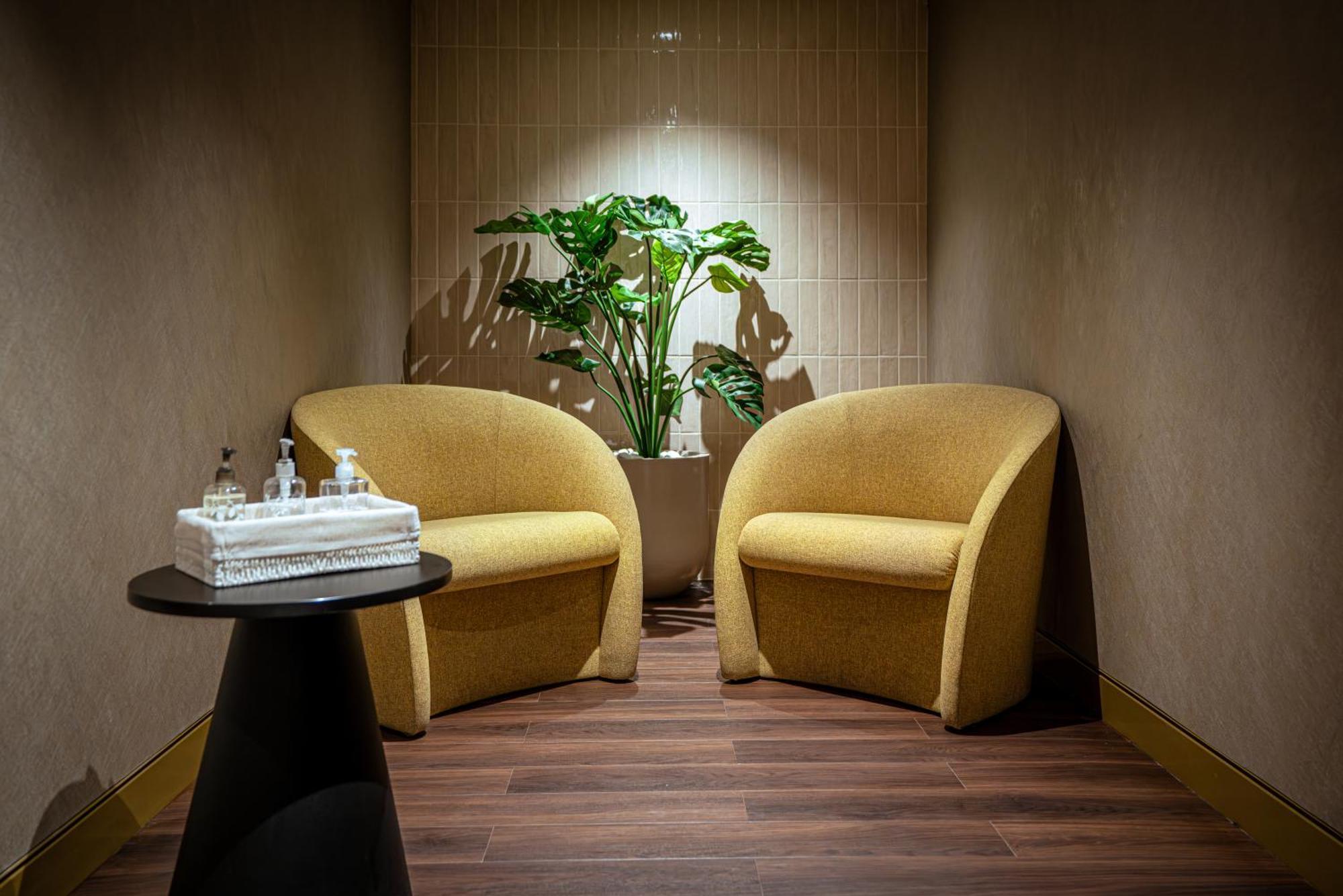 Auhotel -Zayed International Airport-Located In Transit Area -Onwards Boarding Pass Required Abu Dhabi Ngoại thất bức ảnh